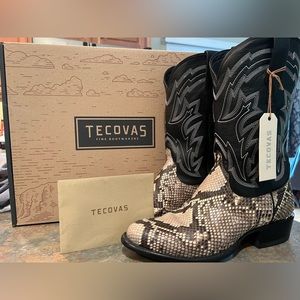 Discontinued tecovas cowboy boots wore one time